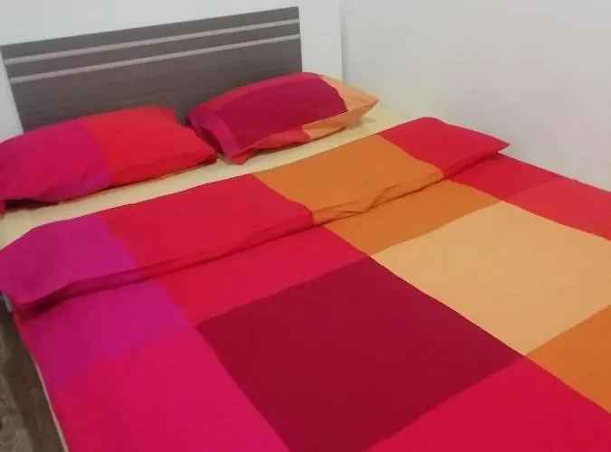 Apartman однокімнатна поруч з залізничним вокзалом *