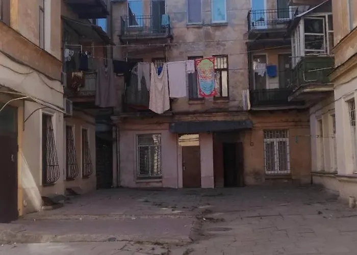 однокімнатна поруч з залізничним вокзалом Odesa